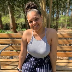 Meet your Posher, Kayla